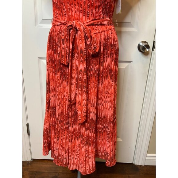 Michael Kors Red Marble Patterned Pleated Off-Shoulder Belted Dress, Size M NWT! - Picture 3 of 8